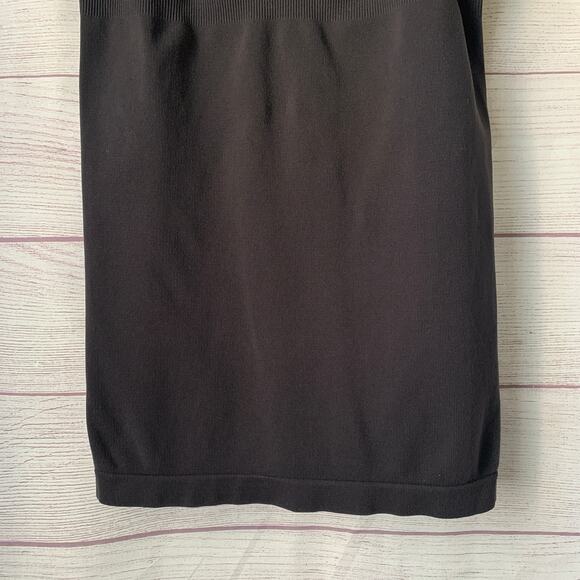 Black Stretchy Fitted Tank Top Shapewear - Picture 4 of 14